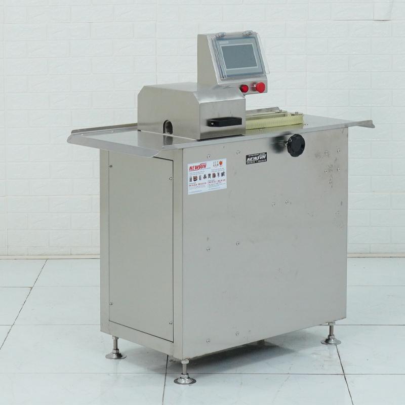 ava2-may-buoc-chi-xuc-xich-tu-dong-xz-01-550w ava2 may buoc chi xuc xich tu dong xz 01 550w