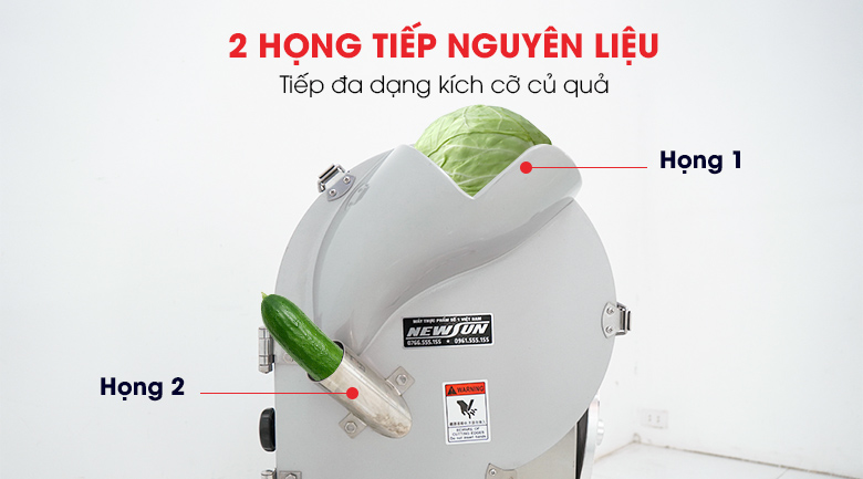 Phễu chứa nguyên liệu thiết kế rộng và lớn